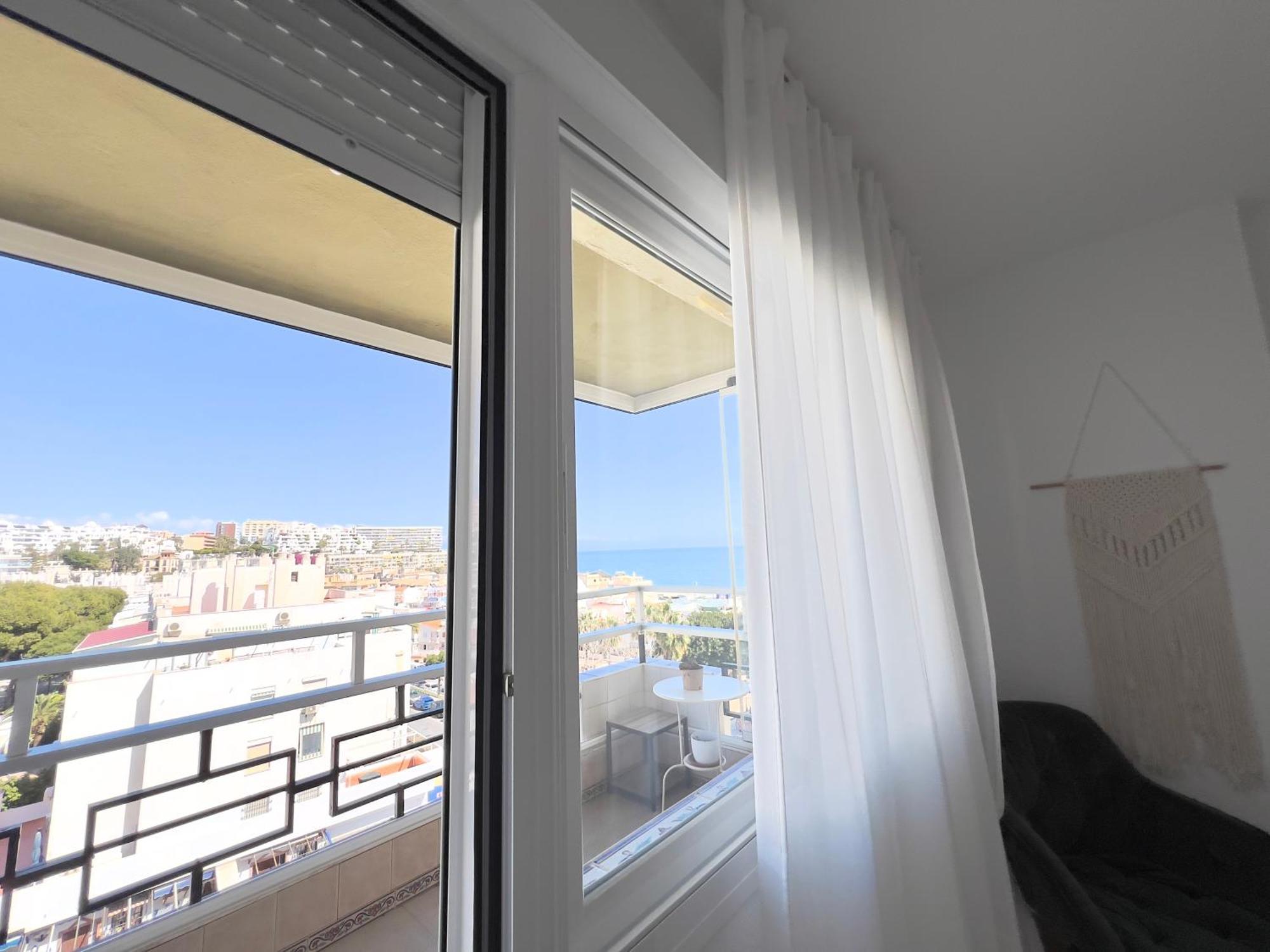 En Carihuela Con Vistas Y Plaza De Garaje, Nucleo Cristal Lägenhet Torremolinos Exteriör bild