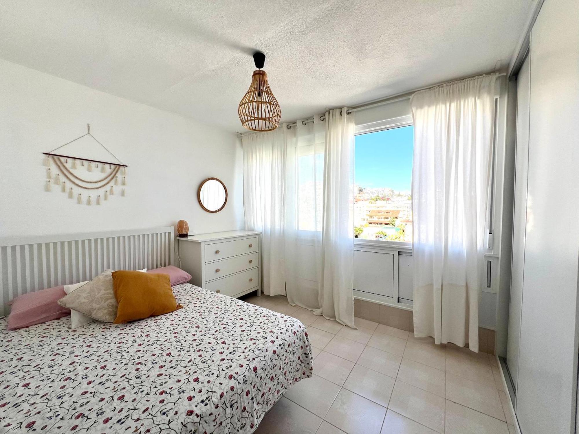 En Carihuela Con Vistas Y Plaza De Garaje, Nucleo Cristal Lägenhet Torremolinos Exteriör bild